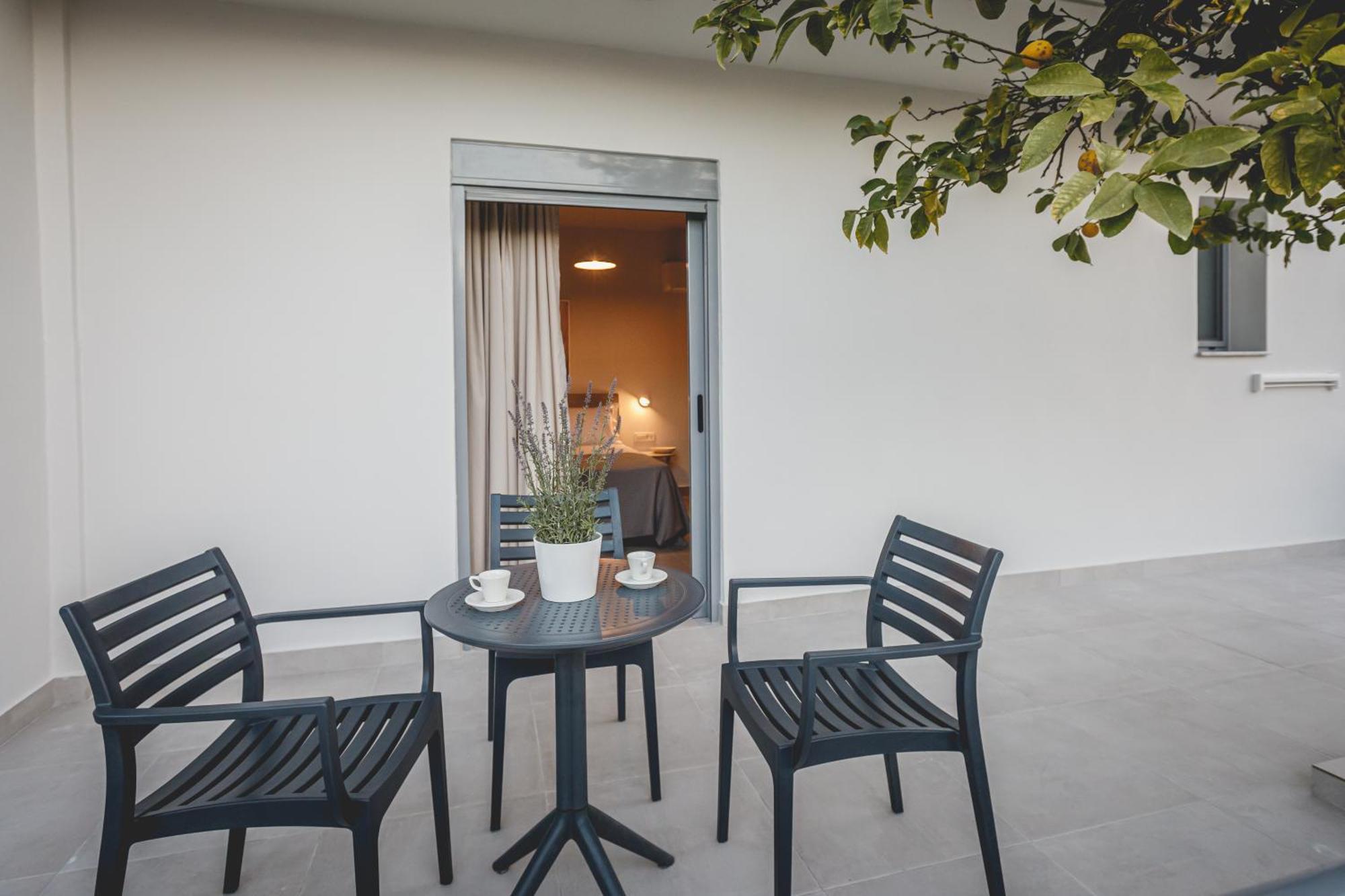 Votsalo Tolo Aparthotel ภายนอก รูปภาพ
