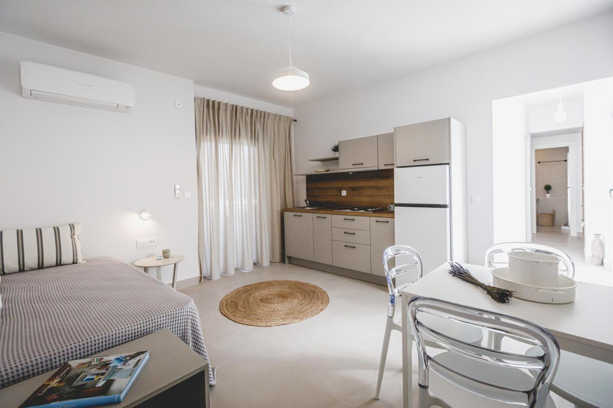Votsalo Tolo Aparthotel ภายนอก รูปภาพ